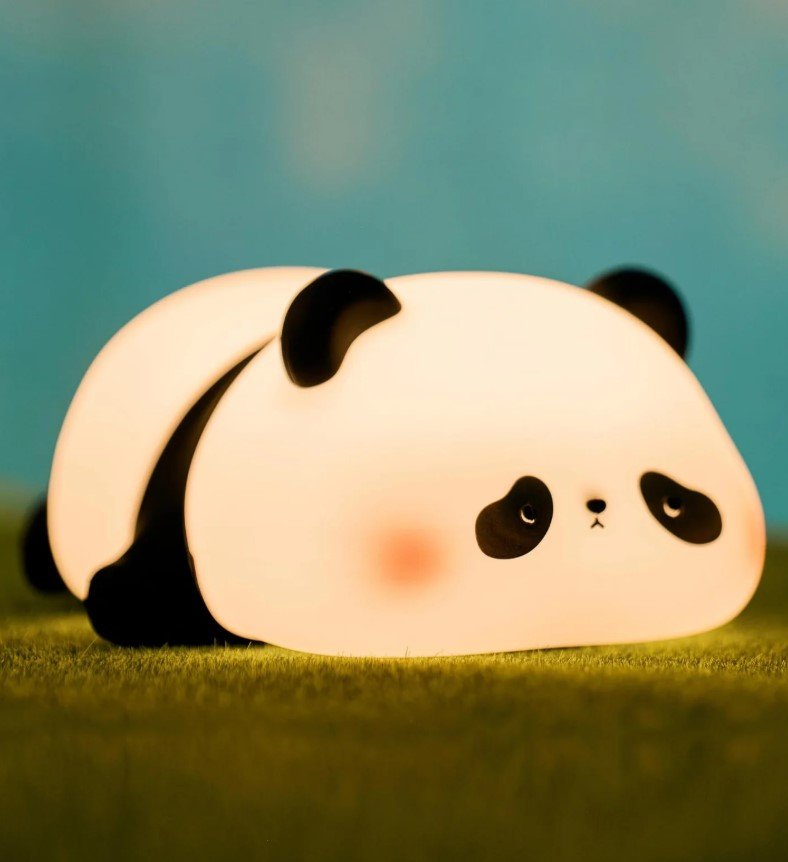 LED Natlampe "Panda" – Sød Silikone Lampe med Tre Lysindstillinger og Timer - FoxBox